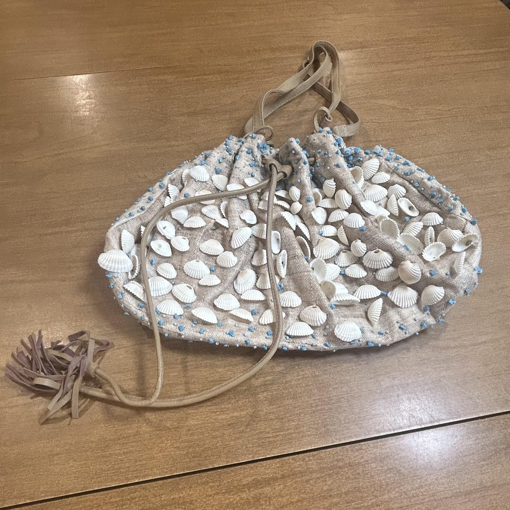 Moyna Bucket Drawstring Bag Womens Medium Beige Jute Shell Beaded Beach Purse